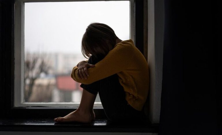 5 Kebiasaan Buruk Sehari-hari yang  Merusak Kesehatan Anda