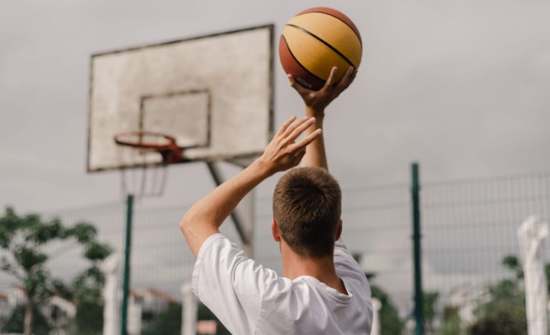 8 Teknik Dasar Bola Basket Basketball